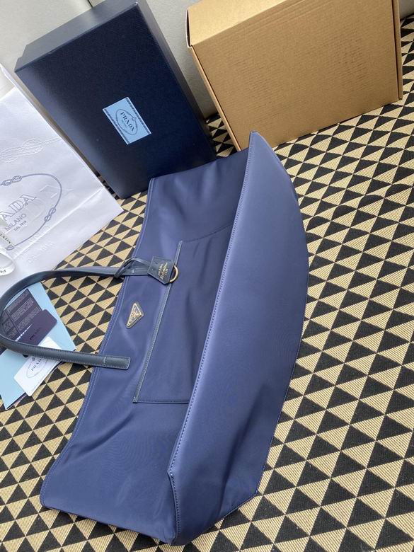 1BG527 43X31X15cm YG 6