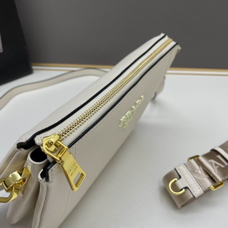 1BH188 24X19X6cm XM 5 (6)