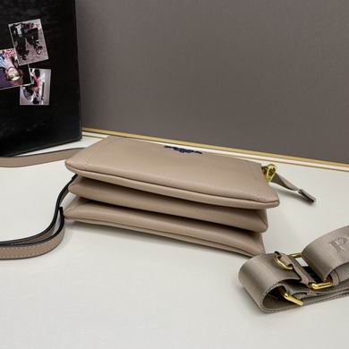 1BH188 24X19X6cm YW (36)