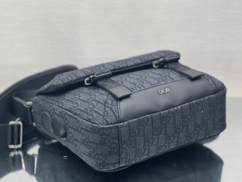 1ESME061YKY 31X21X8cm WP (6)