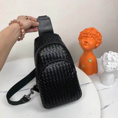 2063 33X18X8cm WP (1)