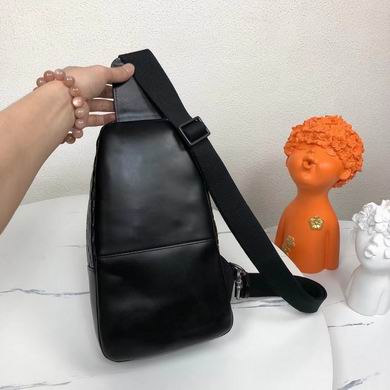 2063 33X18X8cm WP (3)