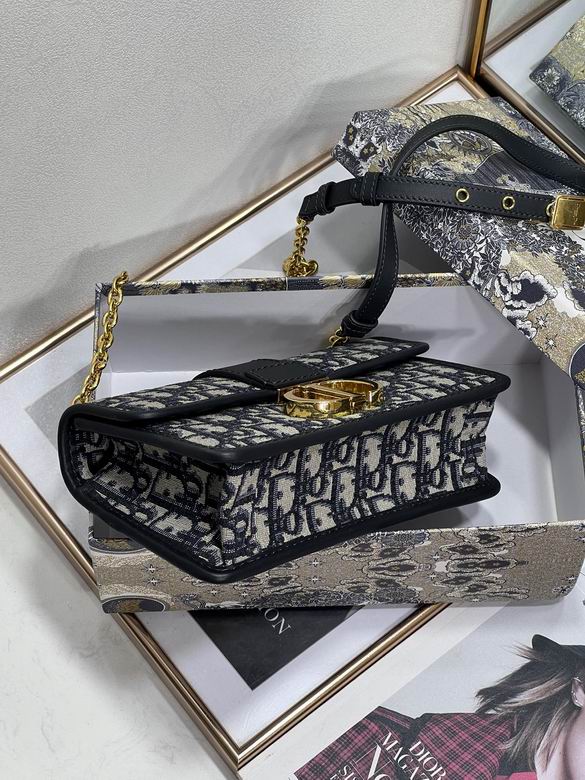 21.5cm 052109 YG 2colour (4)