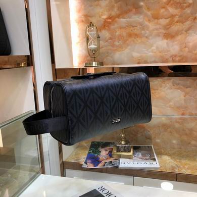 21.6X12.5X10.5cm 021510 WP 2 (2)