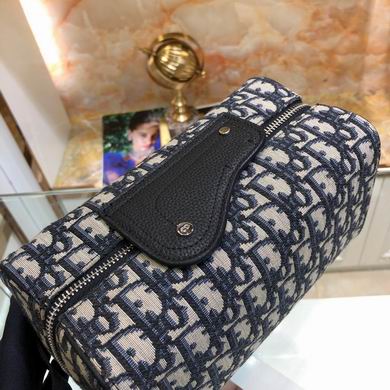 21.6X12.5X10.5cm 021510 WP 4 (8)