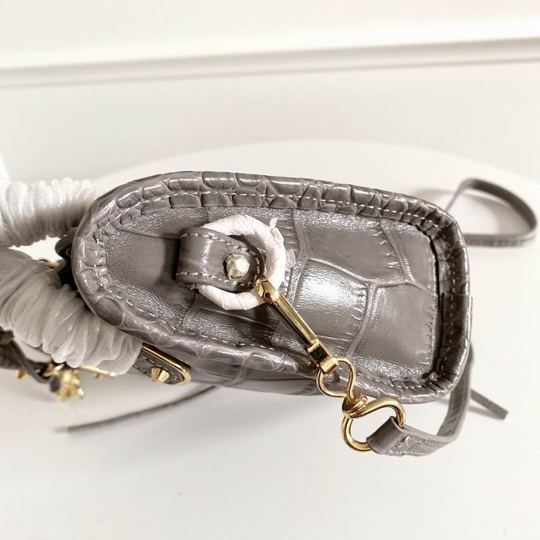 219 19X12X5cm GY 4 (4)