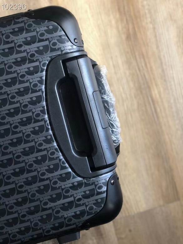 21inches 051902 YG (6)