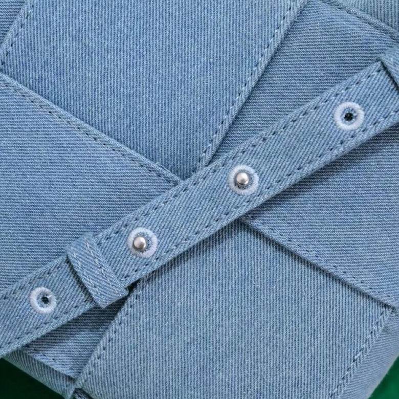 2236 25X16X8cm EL 1 (8)