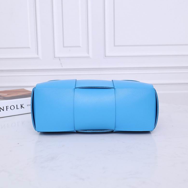 2236 25X16X8cm EL 10 (4)