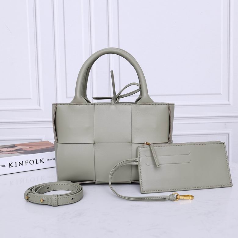 2236 25X16X8cm EL 11 (1)