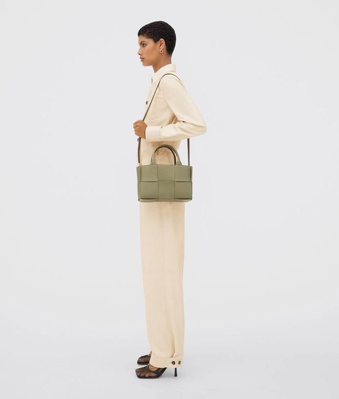 2236 25X16X8cm EL 11 (9)