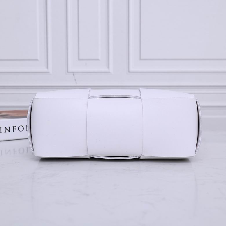 2236 25X16X8cm EL 15 (5)