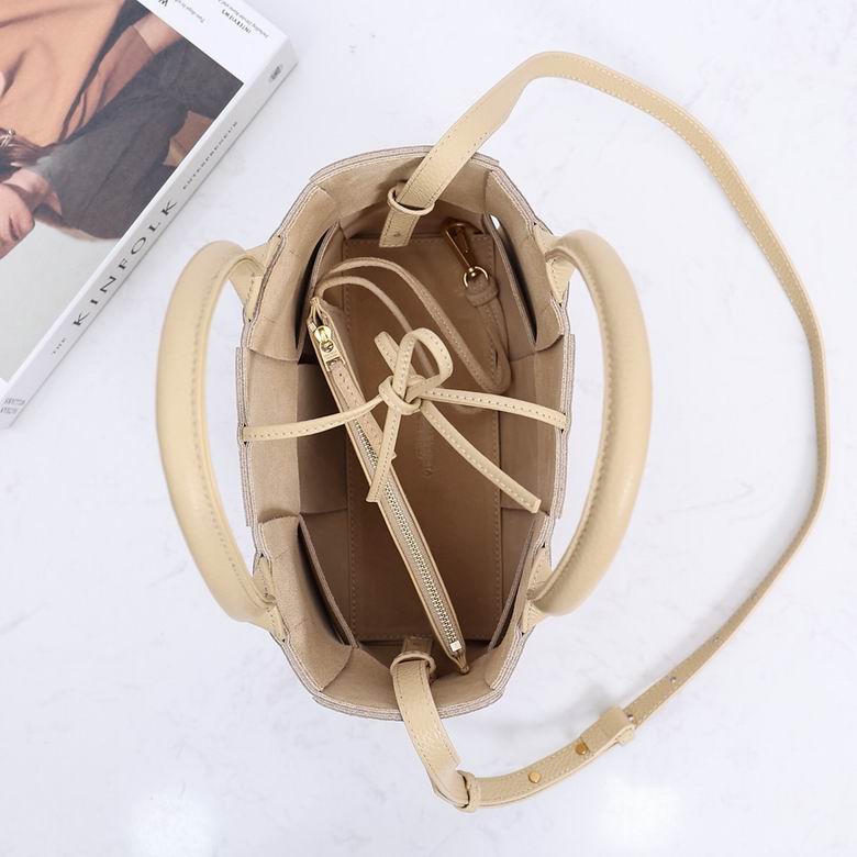 2236 25X16X8cm EL 5 (6)