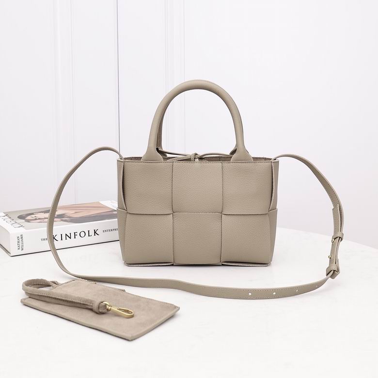 2236 25X16X8cm EL 8 (1)