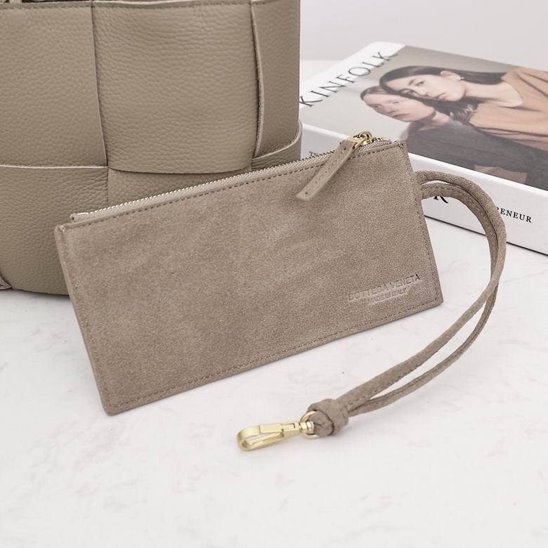 2236 25X16X8cm EL 8 (5)