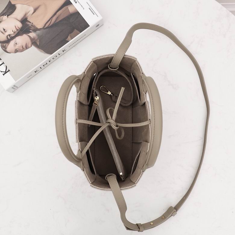 2236 25X16X8cm EL 8 (6)