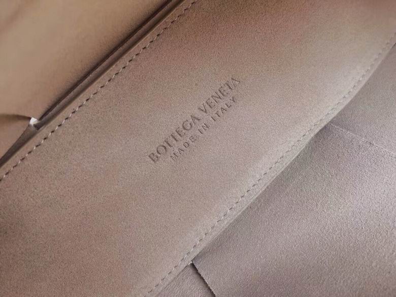 2236 25X16X8cm EL 8 (7)