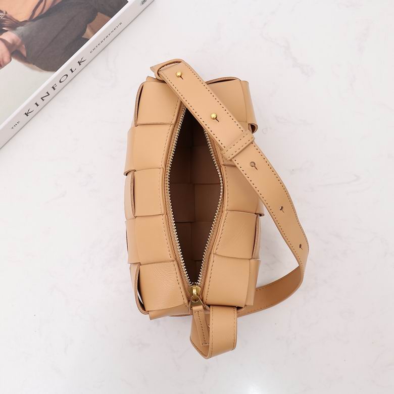 2245 23.5X10X10cm EL 3 (5)