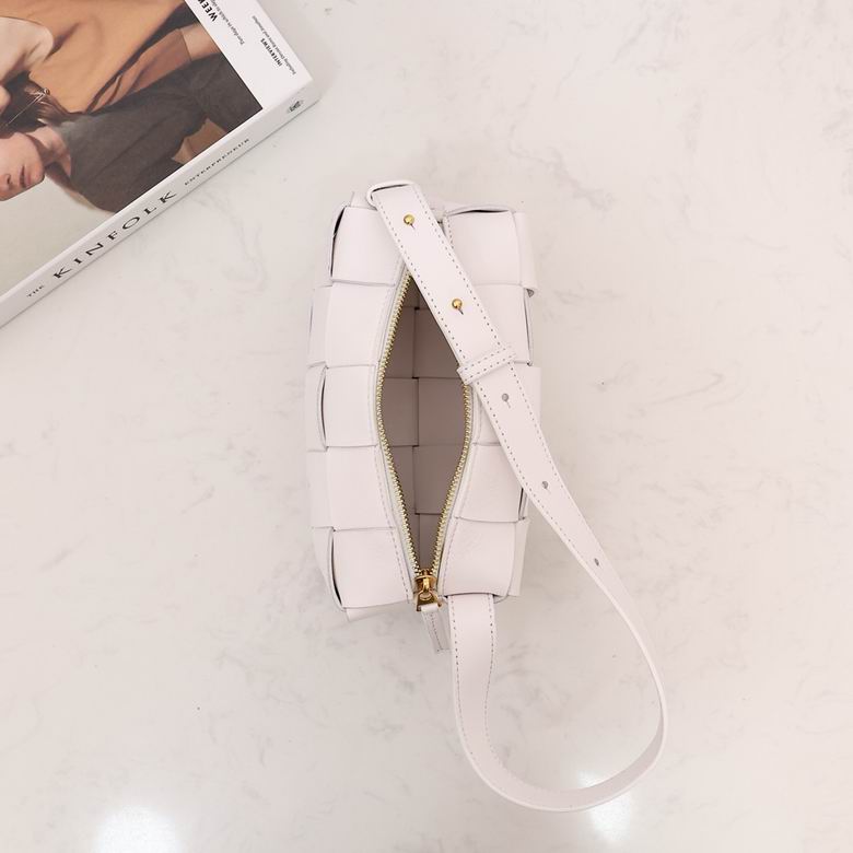 2245 23.5X10X10cm EL 7 (5)