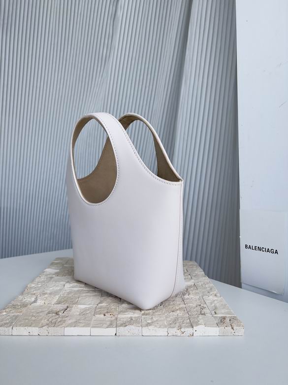 23.9X23.9X10.9cm 091105 GY (3)