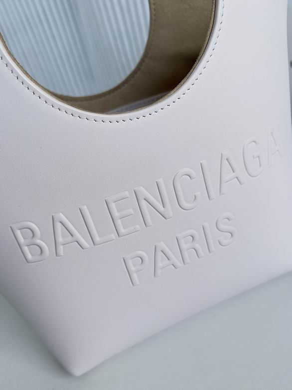 23.9X23.9X10.9cm 091105 GY (5)