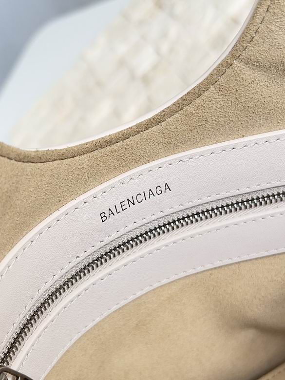 23.9X23.9X10.9cm 091105 GY (7)