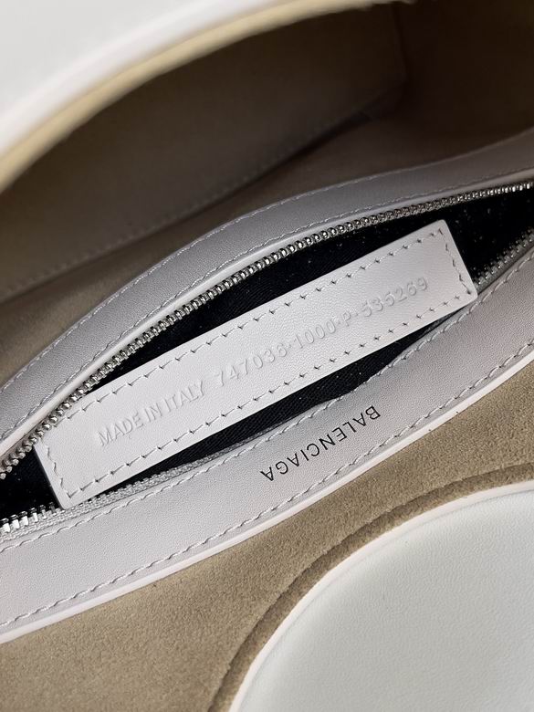 23.9X23.9X10.9cm 091105 GY (8)