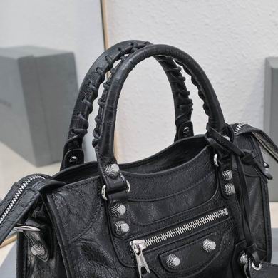 24cm 082104 GY 1 (35)