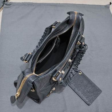 24cm 082104 GY 2 (17)