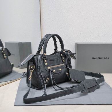 24cm 082104 GY 2 (20)