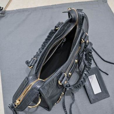 24cm 082104 GY 2 (24)