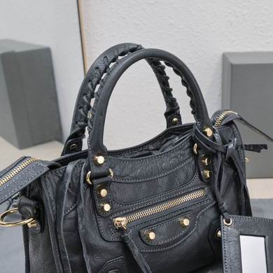 24cm 082104 GY 2 (26)