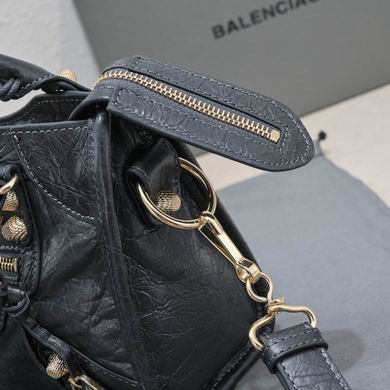 24cm 082104 GY 2 (4)