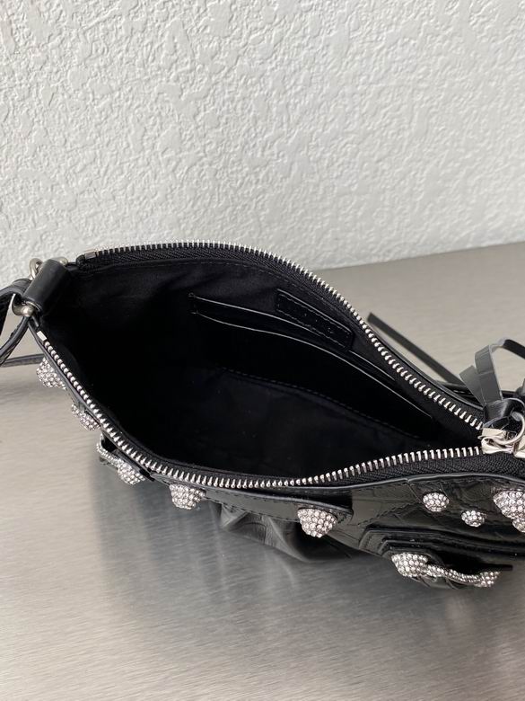 2613 21x13x4cm FY 8 (8)