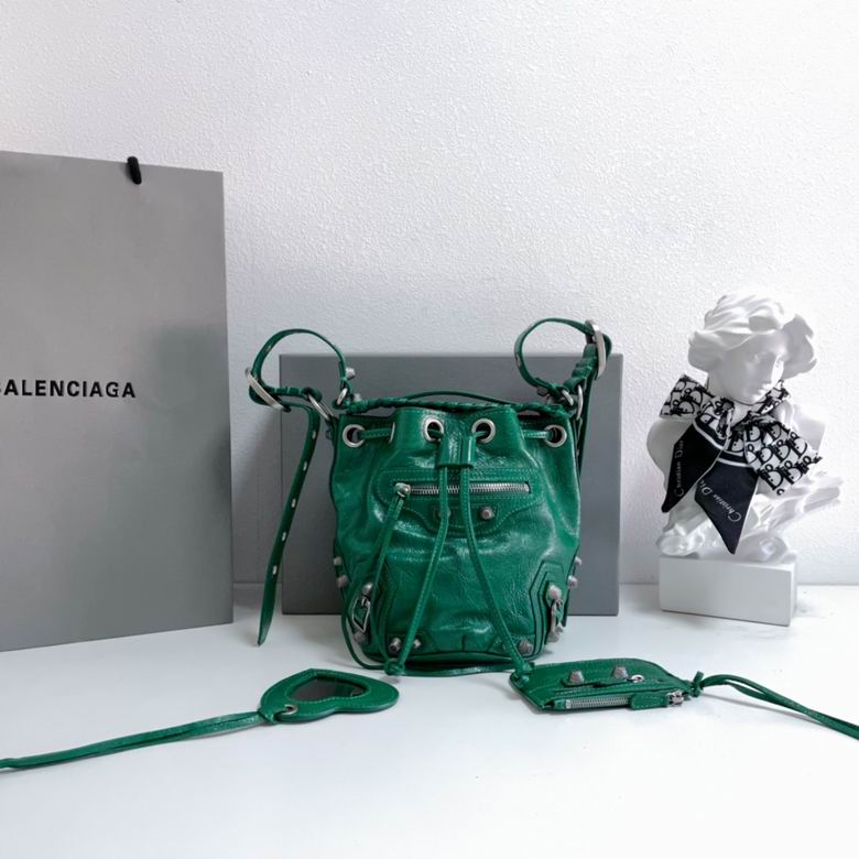 2614S 15X20X17.8cm GY 5 (1)