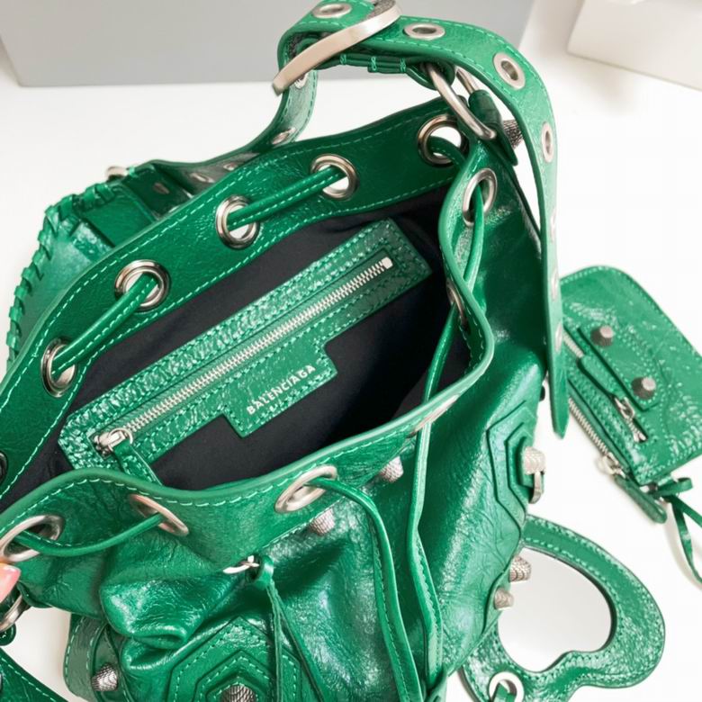 2614S 15X20X17.8cm GY 5 (9)