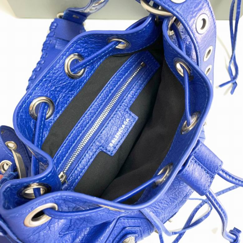 2614S 15X20X17.8cm GY 6 (9)