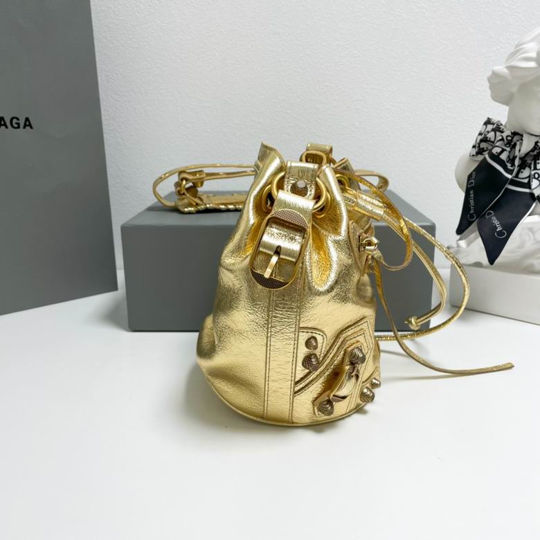 2614S 15X20X17.8cm GY 7 (6)