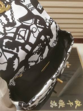 26X17X8cm 061006 WO (18)