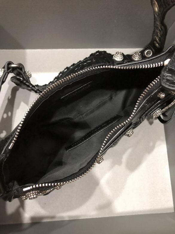 33X16X8.4cm 26X16X6.5cm 052603 GY 26 (7)