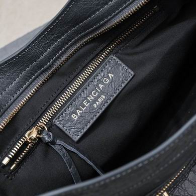 38cm 082102 GY 3 (4)