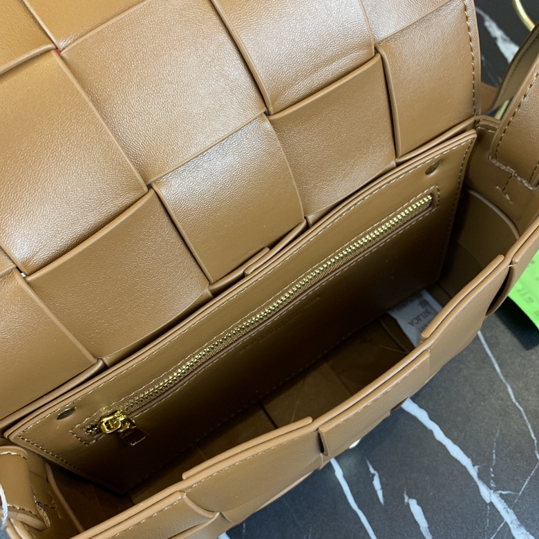 5862 23X14X4cm XM (8)