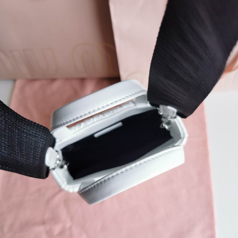 5BA220 18X15X5cm SF 6