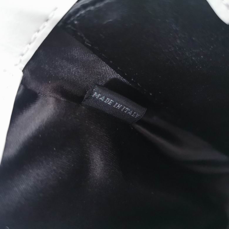 5BA220 18X15X5cm SF 8