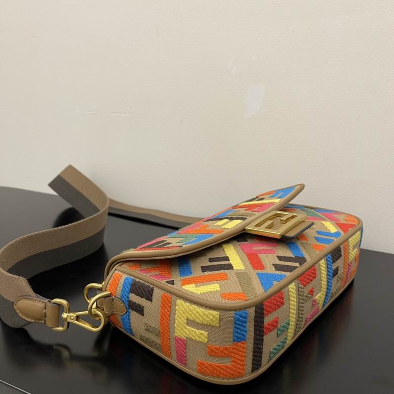 600 26X13X6cm H 18色 116