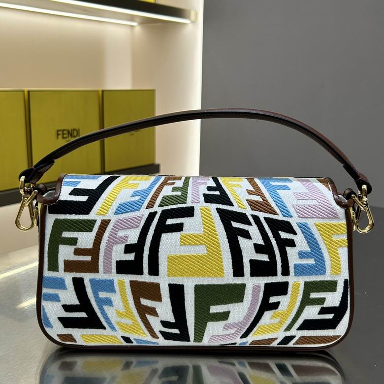 600 26X13X6cm H 18色 79