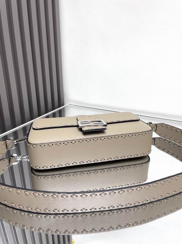 600M95 26X13X6cm H 4色 33