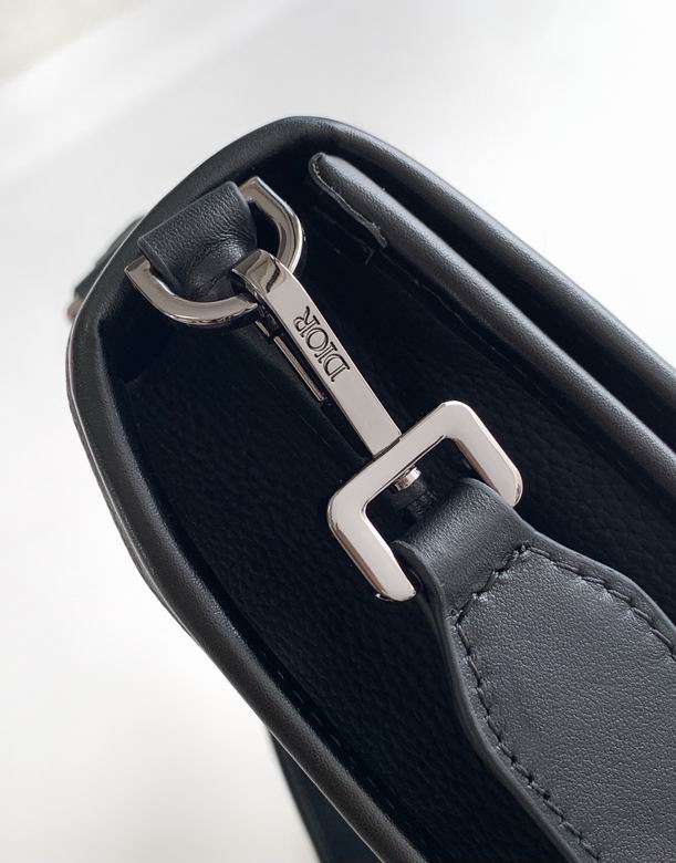 6083-1 37X29X8cm XM 5