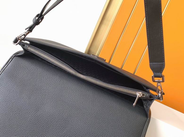 6083-1 37X29X8cm XM 8