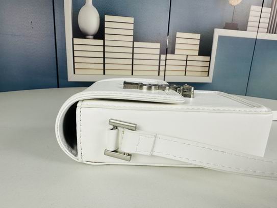 6086 11X18X4.5cm XMY 4色 24